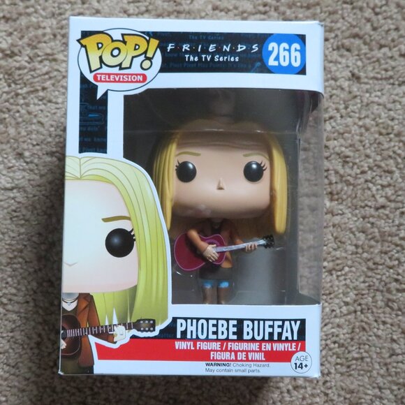 Phoebe Buffay 266 FRIENDS TV Show Funko Pop Vinyl Figure - Picture 1 of 3